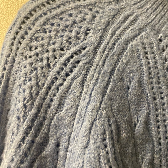 Talbots size Medium Soft Blue Sweater - Picture 5 of 11